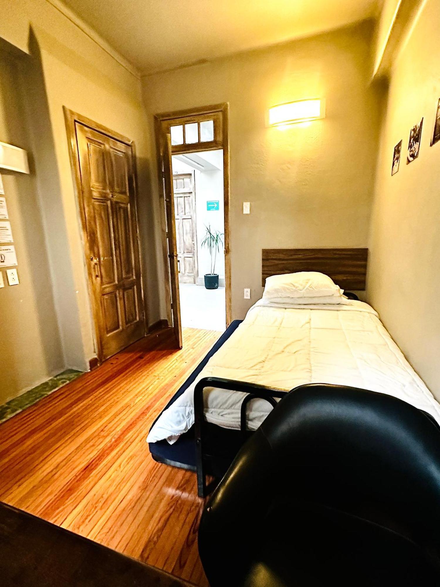 Frontera 49 Roma Norte Hostal Mexico City Ngoại thất bức ảnh
