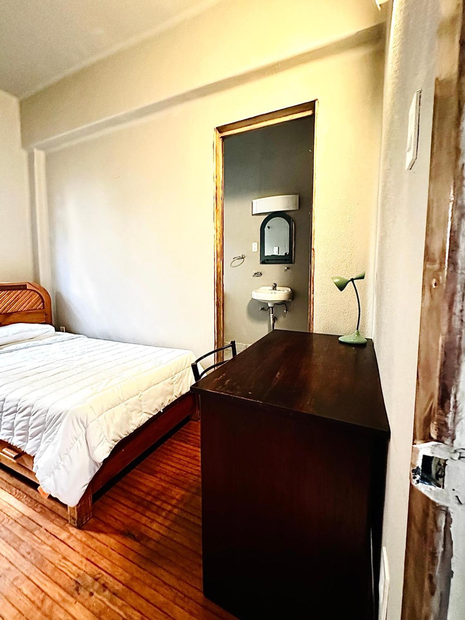 Frontera 49 Roma Norte Hostal Mexico City Ngoại thất bức ảnh