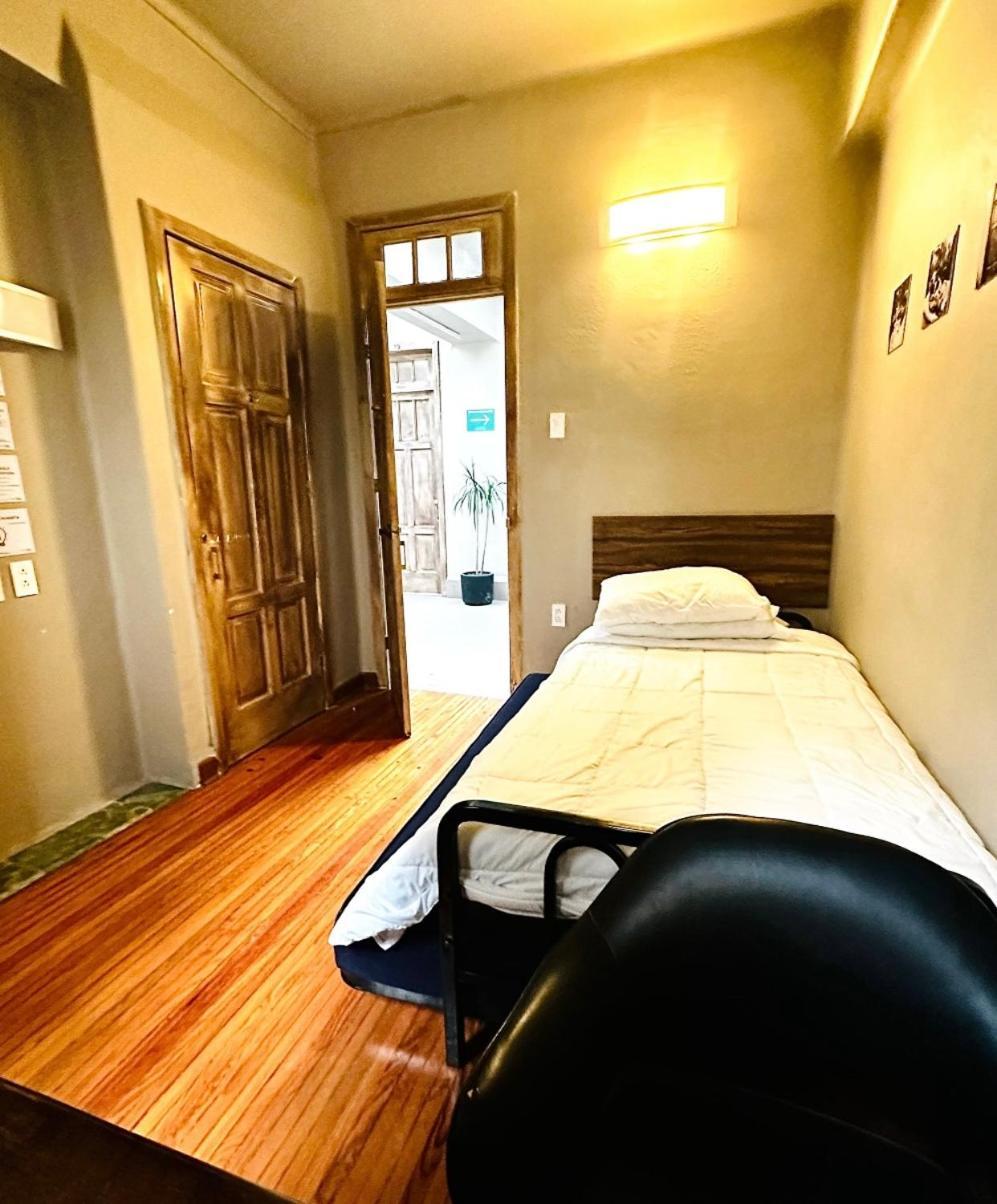 Frontera 49 Roma Norte Hostal Mexico City Ngoại thất bức ảnh