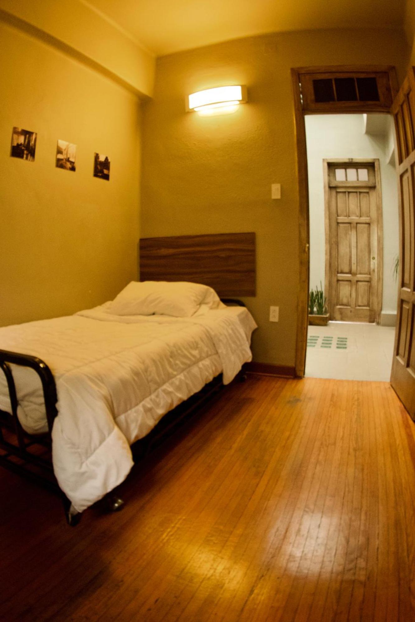 Frontera 49 Roma Norte Hostal Mexico City Ngoại thất bức ảnh